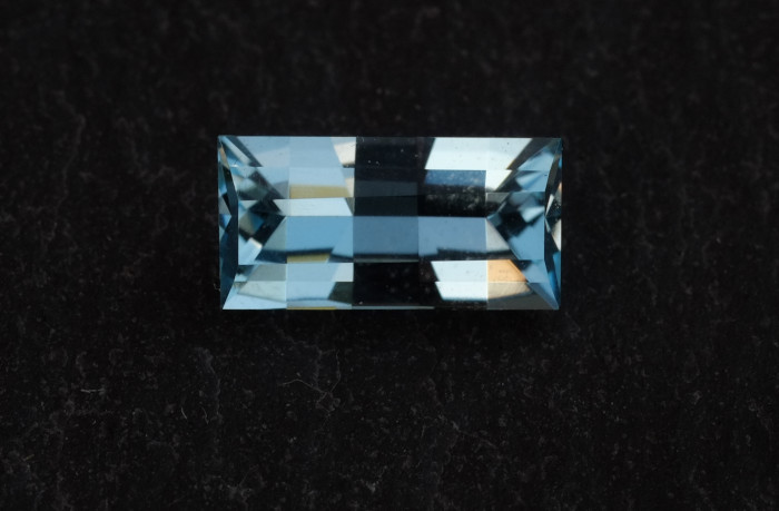 Blue Topaz  - Opposed Bars