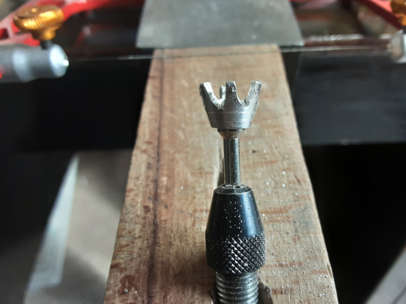 Hand Made Crown Collet